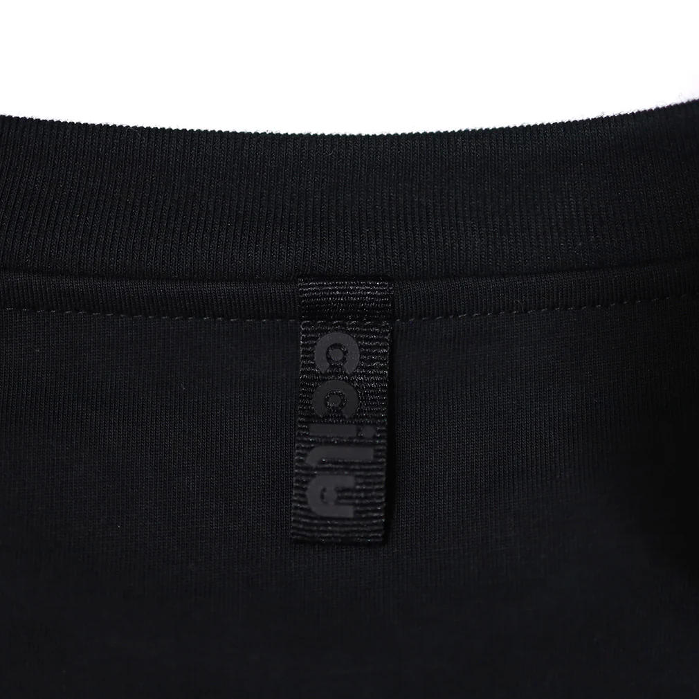 T-Shirt - Image 4